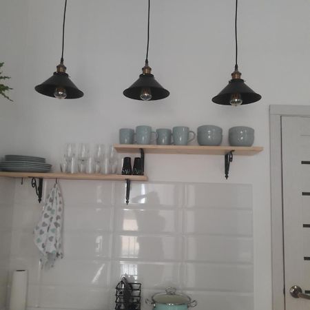 Romantic Apartment On Rynok Square With Air-Conditioning 利沃夫 外观 照片