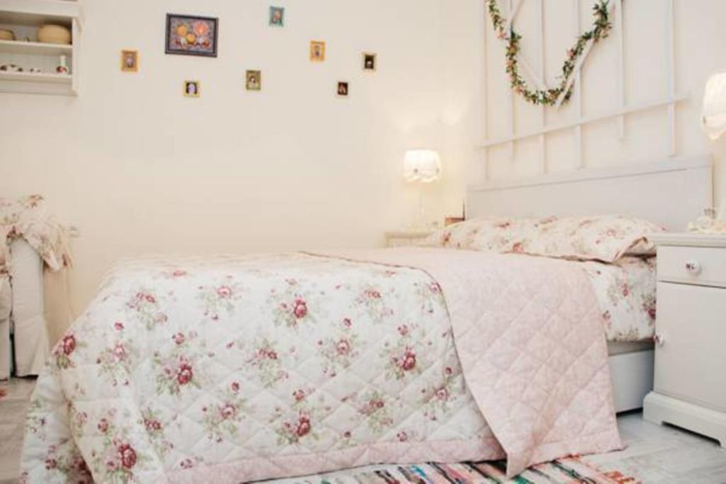 Romantic Apartment On Rynok Square With Air-Conditioning 利沃夫 客房 照片